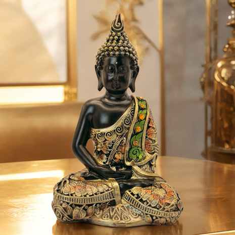 Taizemes Budas statuja- Contemplation