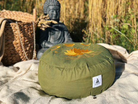 Meditation cushion with buckwheat hull filling- Lotus