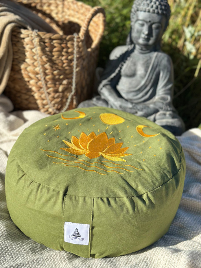 Meditācijas spilvens ar griķu sēnalu pildījumu- Lotuss