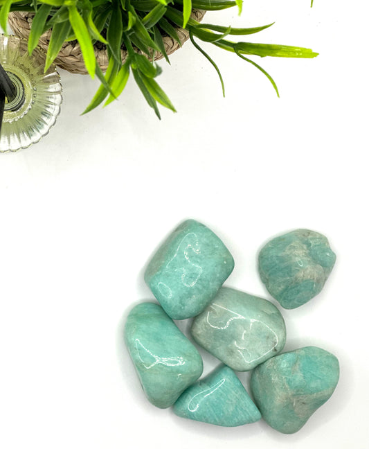 Amazonite Tumbled Stone – Stone of Truth, Harmony & Calm(±4–6 cm)