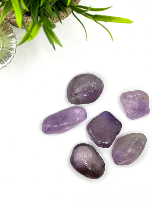 Amethyst Healing Stone – A Grade(±3–6 cm)