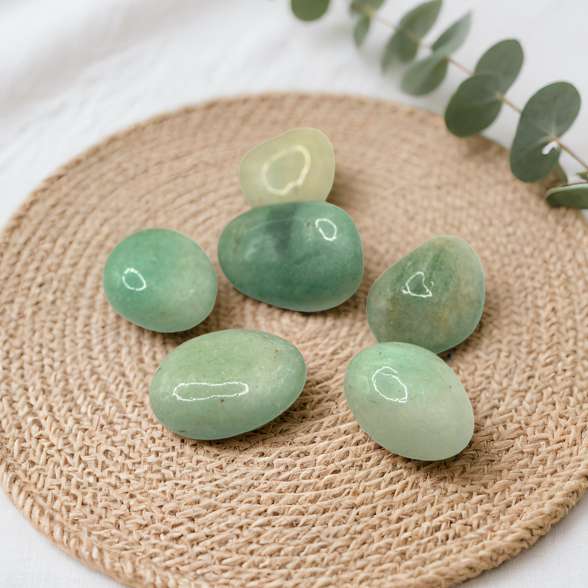 Green Aventurine Tumbled Stone – Luck & Heart Healing ( ±3–4 cm)
