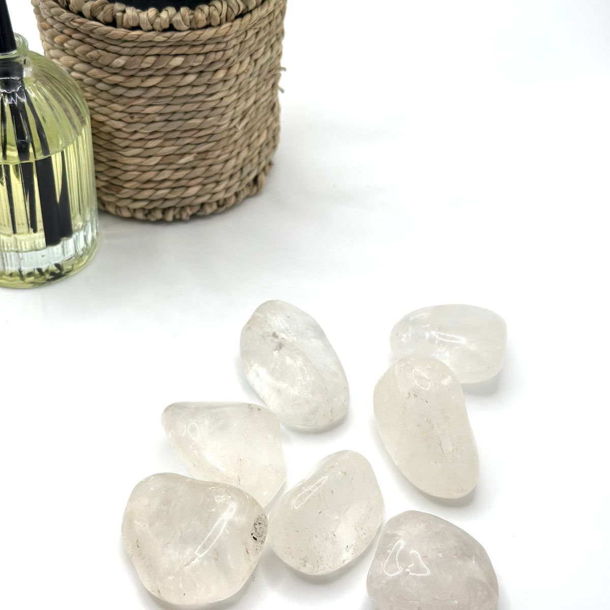 Rock Crystal (Clear Quartz) Tumbled Stone – Clarity & Energy (±3.5–4.5 cm)